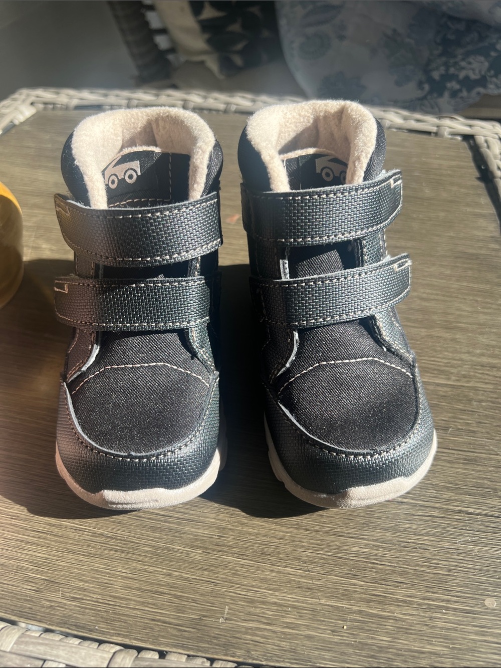See Kai run Kids Black Velcro High-Top Sneakers little boy toddler size 7